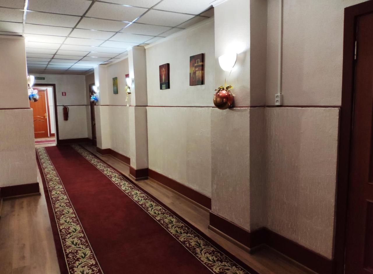 City Hotel Uszty-Kamenogorszk Kültér fotó